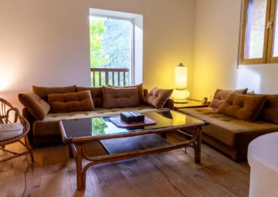 Chalet rénové à Serre-Chevalier, shooting de fin de chantier – photo 3 – RB Bâtiment