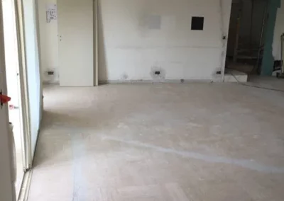 Rénovation et béton ciré d'un appartement à Juan-les-Pins – photo 3 – RB Bâtiment