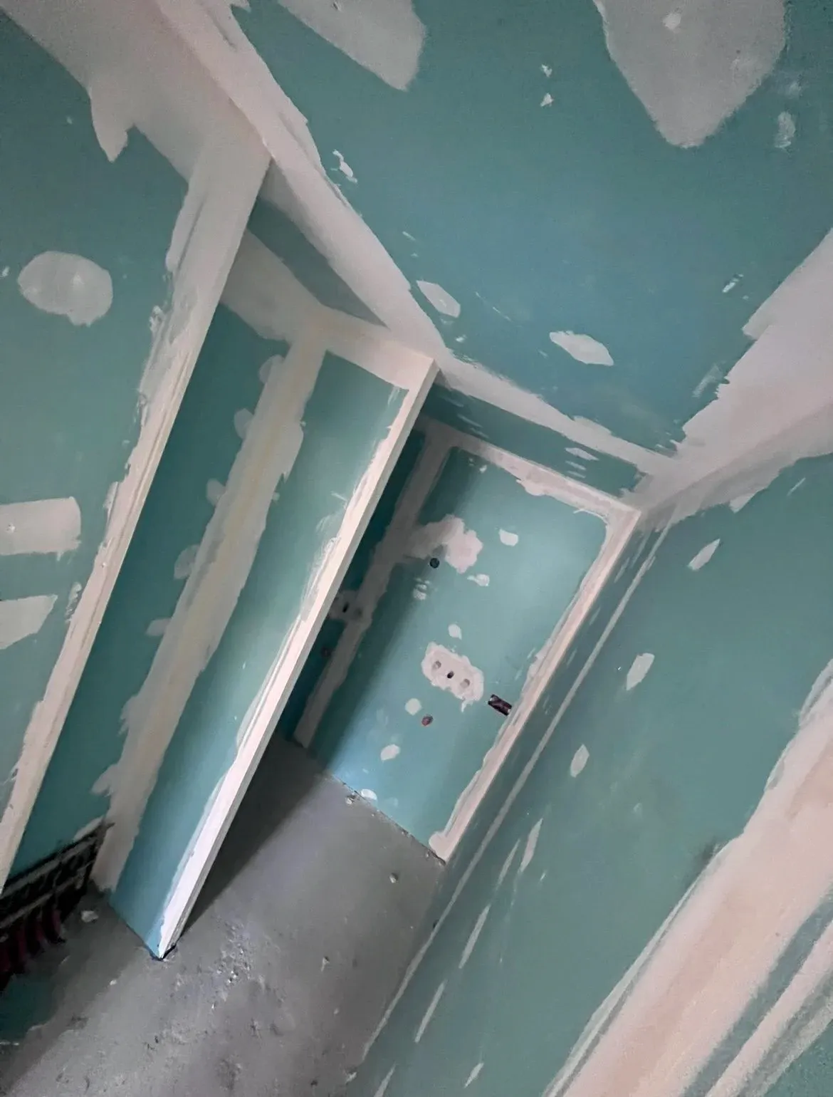 Appartement – Juan-les-Pins – pendant les travaux