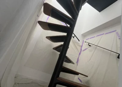 Rénovation et béton ciré d'un appartement à Juan-les-Pins – photo 15 – RB Bâtiment