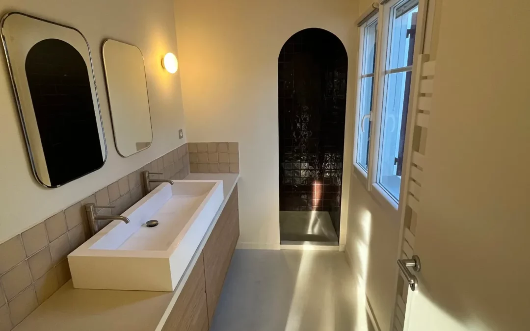 Rénovation intérieure de la maison Aita Ama à Biarritz