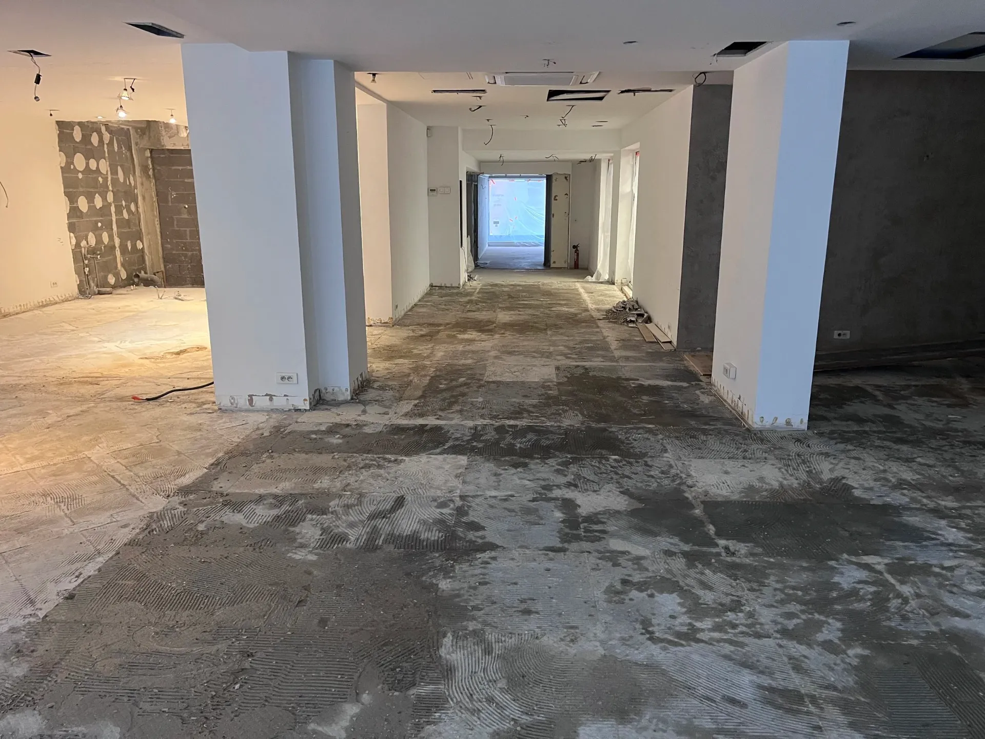 Showroom Silvera Cannes avant travaux